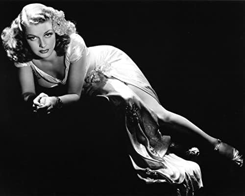 Ann Sheridan uzun bacaklı glamour portre öne eğilerek 1940'ların dönemi 5x7 inç fotoğraf